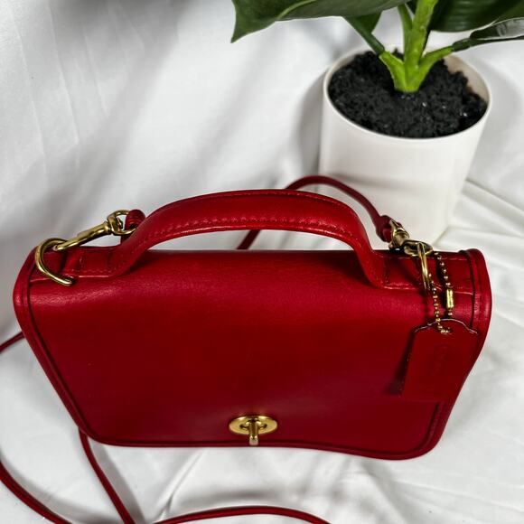 COACH Casino 9924 Red Leather Shoulder Bag Vintage Nickel Hardware Crossbody - Picture 4 of 11